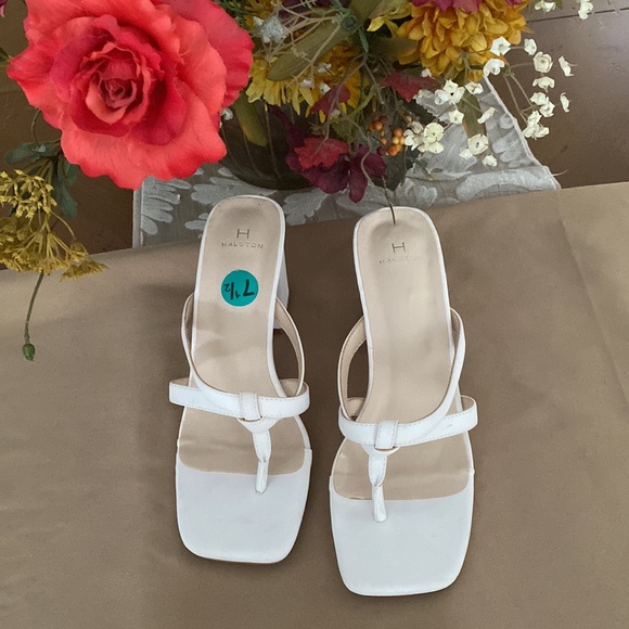 H Halston  women’s white block sandals - Picture 2 of 10